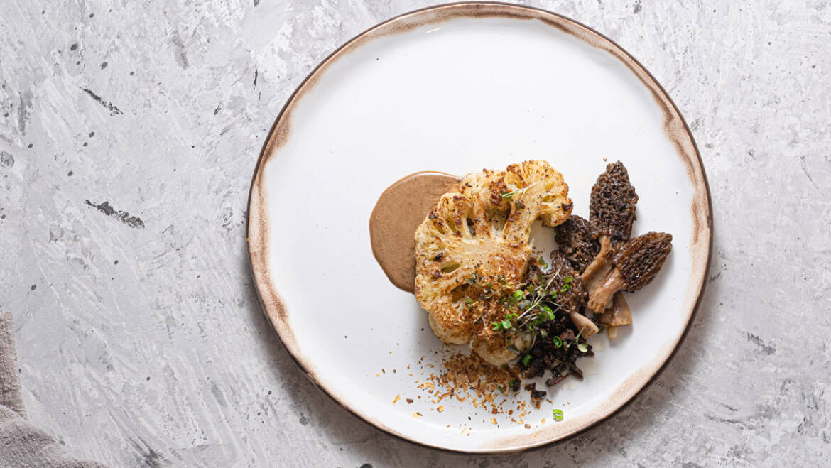 Steak de chou-fleur & ses morilles à la crème